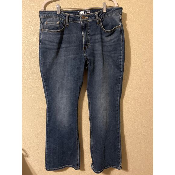 Lee boot cut regular fit midrise women’s jeans size 16 P - Picture 1 of 6